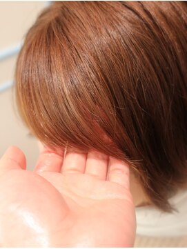 リベルタ(Re:berta) 自然な前髪の縮毛矯正【リベルタ谷本】