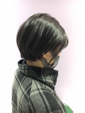 グミ(gumi) *gumi*艶感×ショート