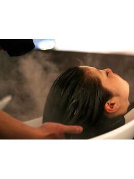 【クリームヘッドスパ+贅沢トリートメント(30分)\5000】髪の悩みに合わせて選べるアロマで極上の癒し☆