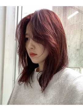 シュウ(shu) バーガンディカラー