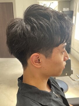 フイ 新宿3丁目(Hui) ハイトーンカラー/マッシュパーマ/アースカラー/men's/