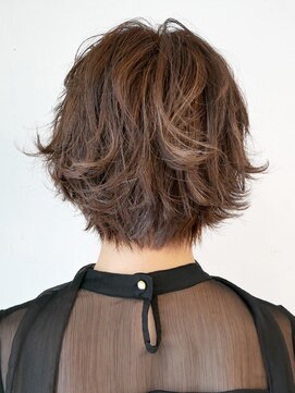 アース 三木店(HAIR & MAKE EARTH) 20代30代大人可愛いエアリーボブベージュ透明感