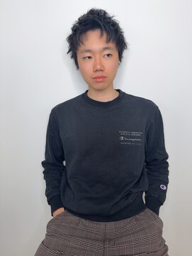 タム(tam) 無造作ショート