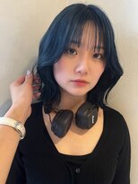 イルウィ(irwi)&nbsp;【miku/ブリーチ】夏のネイビーカラー/レイヤーボブ/くびれヘア