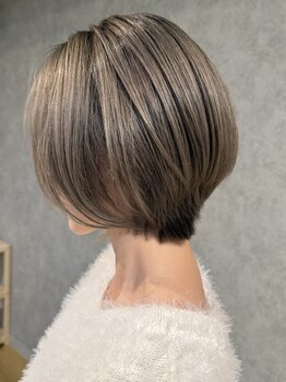 ルアナオオサカ(Luana osaka)の写真/トレンド×似合わせ◇骨格/髪質にも合わせてオーダーメイド提案♪【髪質改善/ハイライト/白髪ぼかし】