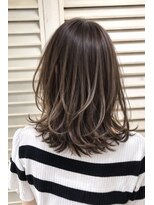 ヘアメイク イズム(HAIR MAKE ism)&nbsp;大人の垢抜けミディ