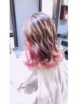 アイディー ヘアメイク(iDhair&make)&nbsp;インナーカラーハイライト
