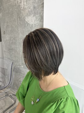 リタブランシェ(Lita branche) ナチュラルハイライト×白髪ぼかしにも◎