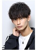 無造作ツイストスパイラルツーブロック刈り上げマッシュ