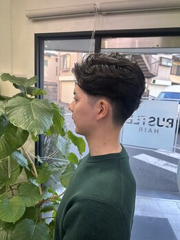 ラスル(RUSTLE)の写真/毎朝のセットも簡単にカッコよく◎トレンドのパーマースタイルもON/ＯＦＦカッコよく仕上げます＊