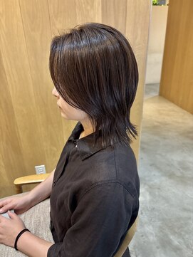 ソウスシア(SOURCE cia) 大人ミディアムレイヤーボブ【佐藤和弥】