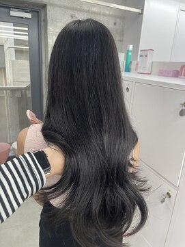 エヌアイ オモテサンドウ(ni omotesando) グレージュカラー/レイヤーカット/赤み消しカラー　上野