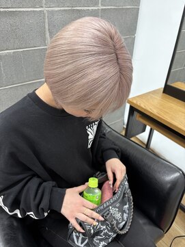 ノイ 水戸店(NEU) ホワイトベージュ