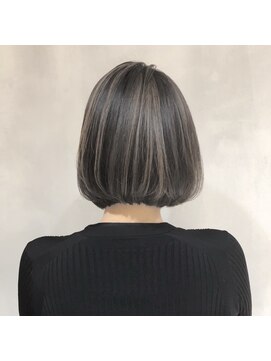 ミエルヘアーエスト 新宿店(mielhair est) グレージュハイライト【新宿】