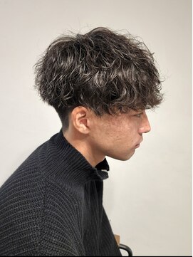 ニアウ 伊勢崎連取店(Niau) 刈り上げショートマッシュ波巻きツイストスパイラルパーマ