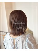 外ハネミディアムヘア/ローボブ/ナチュラルブラウン