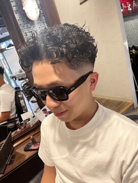 ワンワンオー バーバーショップ 長浜店(@110 BARBER SHOP) 無造作ショートパーマ