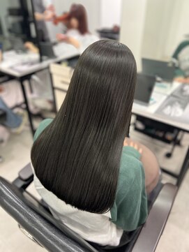 ガーデン タチカワ(garden tachikawa) オリーブグレージュカラー