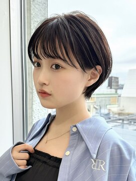 アフロート ルヴア(AFLOAT RUVUA) 「岩田莉奈」ハイライトで白髪ぼかし★くびれショートボブ　新宿
