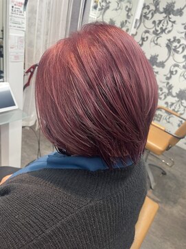 チェリーレッド