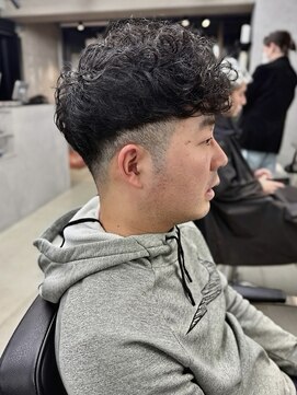 オルカ(ORCA) スペインカール/シャドウパーマ/スパイラルパーマ/新宿