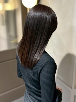 1.NK(インク)船橋 くせ毛専門の写真/プライベート空間で周りを気にせずありのままを相談。落ち着いた空間で、理想のスタイルを叶える[船橋駅]