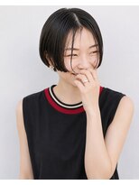 ドロップ(drop) 大人のタイトショートボブ|涼しげな抜け感スタイル