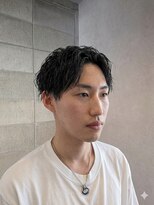 ワンワンオー バーバーショップ コンチネンタル(@110 BARBER SHOP continental)&nbsp;ツイスパ韓国風センターパートツーブロック