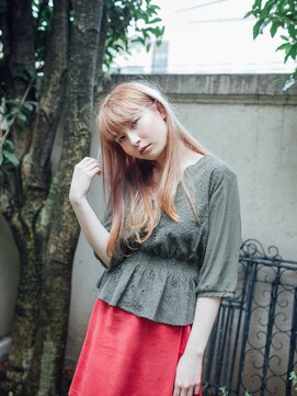 アメリエギャルソン 岩槻店(amelie et garcon) ハイトーン×ストレートロング