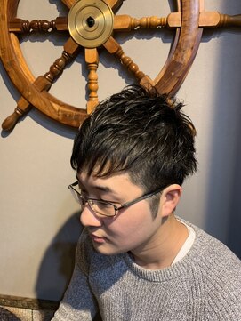 バーバー スタジオ ラフテル(Barber Studio RAFTEL) フェザーマッシュ ソフトツーブロック ワイルドアップバング