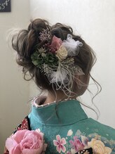 リリカル ヘアオブジェ おだんごアップ