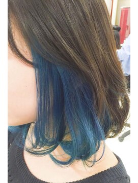 デイズ(days) ボブヘアに可愛いインナーカラー☆アッシュグレージュにブルー