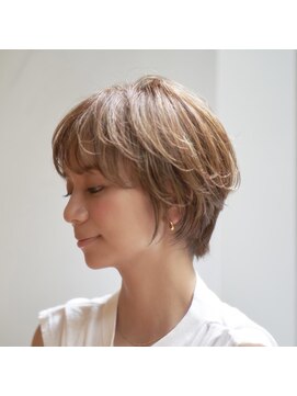 アピッシュ 国分寺(apish) 小顔美人ショート【apish長谷川祐三】