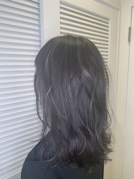 エイトセカンド 新宿三丁目店(EIGHT second) グレージュ