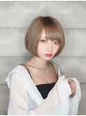 《era》前下がりショート 透明感 ペールベージュ みわ