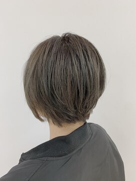 エヌプラス(N+) 黒髪グラデヘアーオリーブグレー小顔に見せるヘアココアベージュ