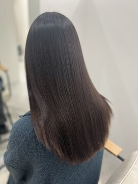 キキ(kiki) グレーベージュニュアンスカラーくびレイヤー美髪_kiki0001