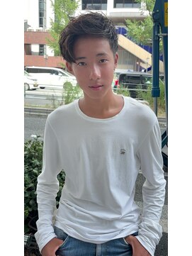 アッドバイケーツー 心斎橋(add by k-two Men's) サイドからガッツり持ってくるアップバンクデザイン