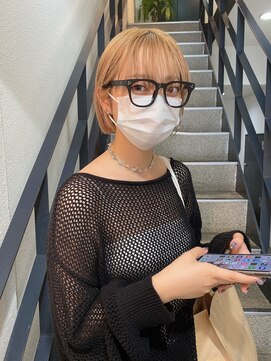 ベル(BEL) ブロンドヘア/ボブ