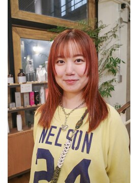 マッシュ 北堀江(MASHU) 顔まわりレイヤーカット オレンジカラー