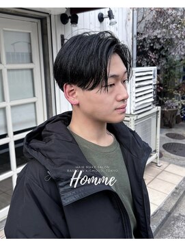オムファミーユラグ(homme, famille raugh) 前下がりトランクスヘア