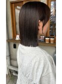 切りっぱなしボブ肩につく長さ結べるボブストレート"