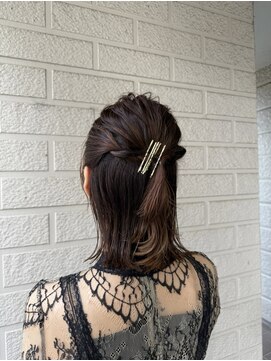 ヘアーアートミュージアム(Hair Art Museum) ミディアムヘア/ハーフアップ/ナチュラル/お呼ばれヘア