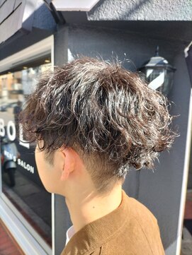 ボルト 浦上浜口店(BOLT) 波巻きツーブロック