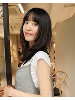 ルル 表参道(lulu.)&nbsp;ミディアムヘア/レイヤーカット/顔周りカット/カラー