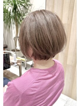 ティエナビューティー(TIENA BEAUTY) #白髪ぼかし#白髪染め#ハイライト#ショート#ブリーチ無し