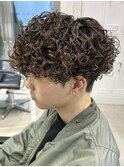 原宿メンズパーマプードルパーマセンターパート刈り上げ20代