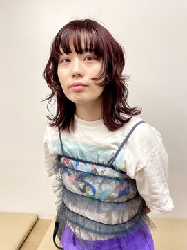 バド(bado) Cherry red color/layer cut
