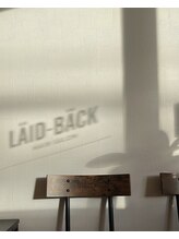 レイドバック(LAID-BACK)