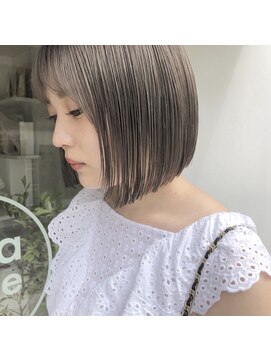 オルセン(OLSEN) ハイトーンボブ ベージュカラー ケアブリーチ ハイライト